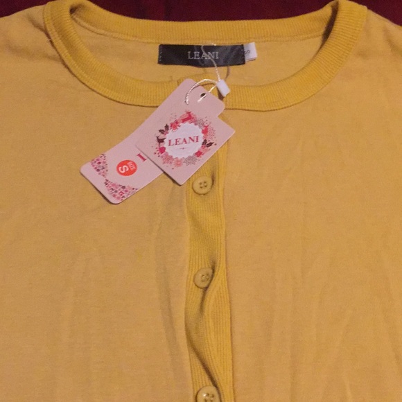 Sweater - Picture 2 of 2